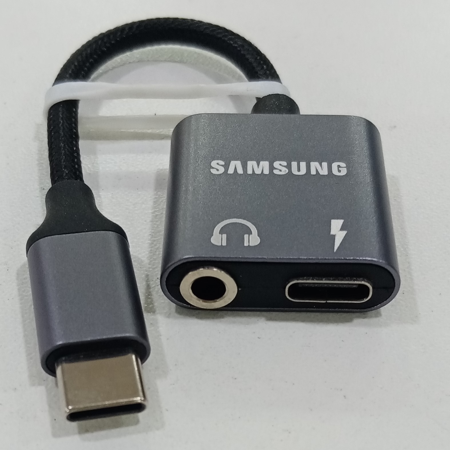 Adaptador de Tipo C a jack y puerto C