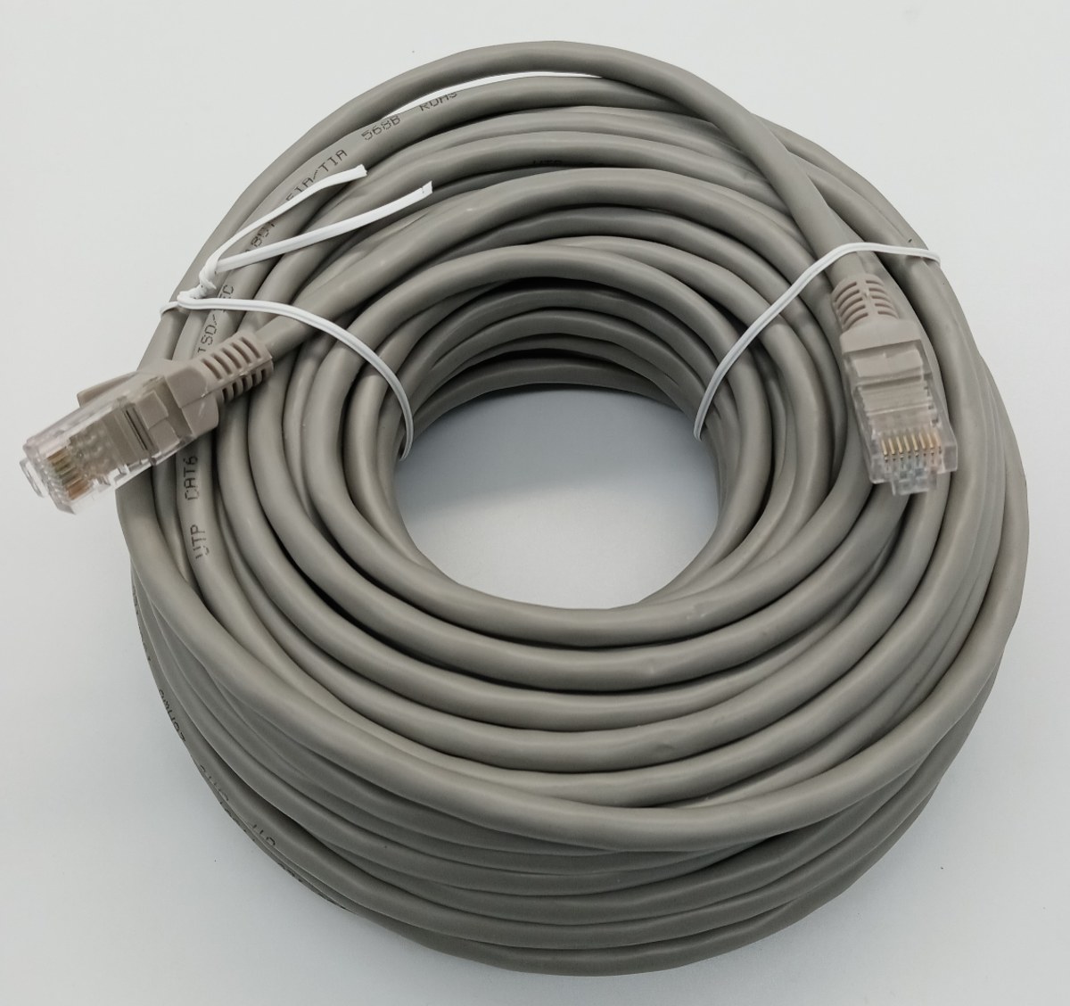 Cable de red Cat6 de 20 metros