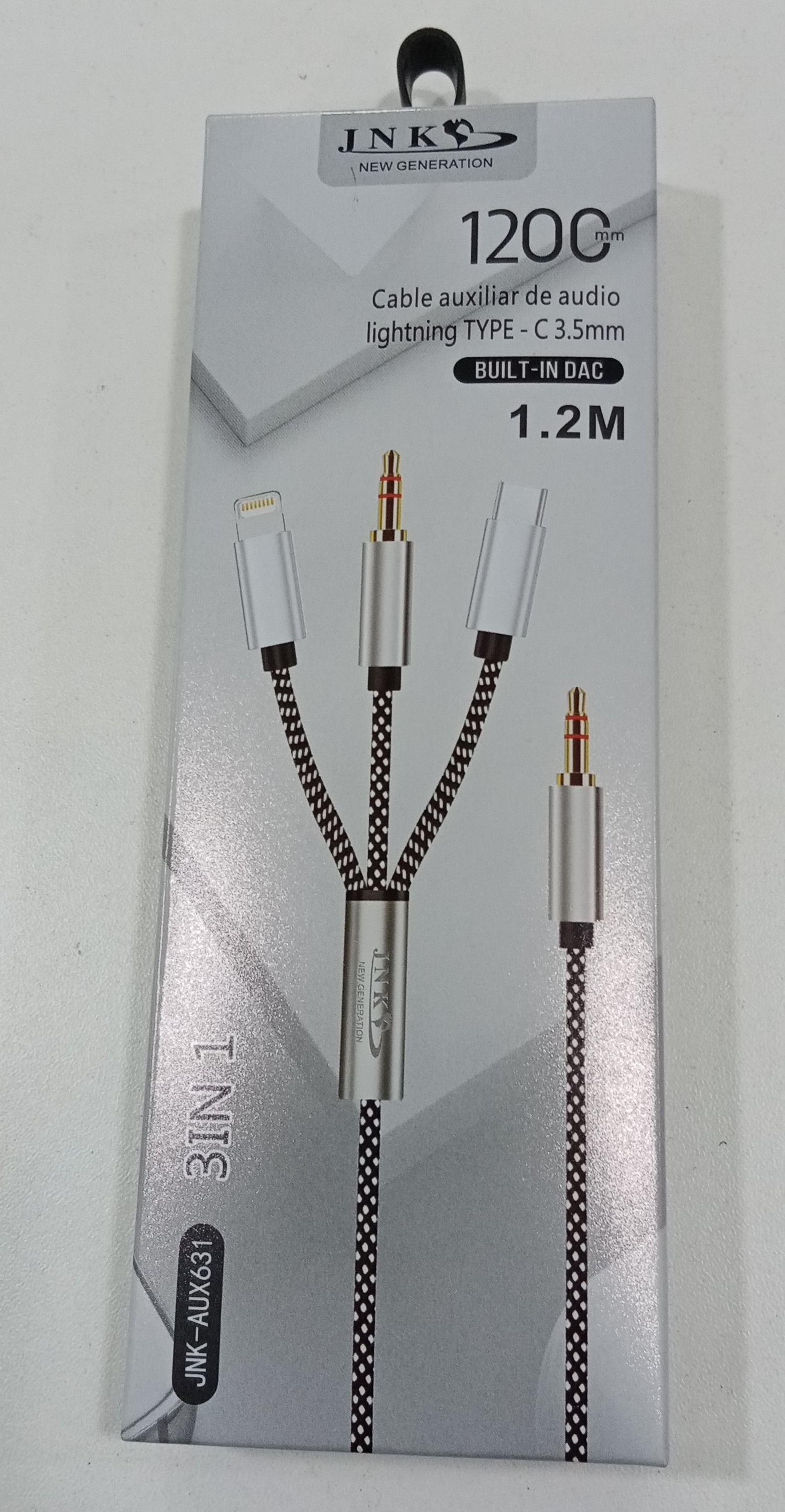 Cable auxiliar de audio 3 entradas lightning, Tipo C y jack